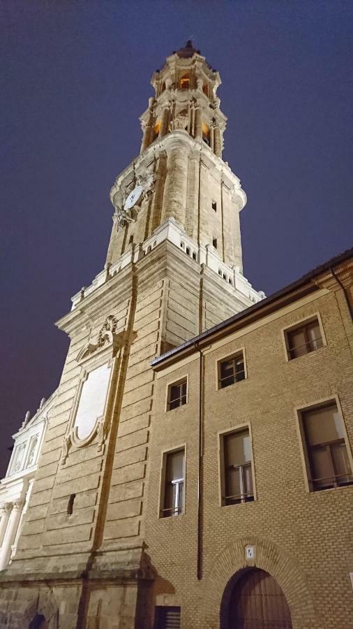 Dean Dos Catedrales Appartement Zaragoza Buitenkant foto