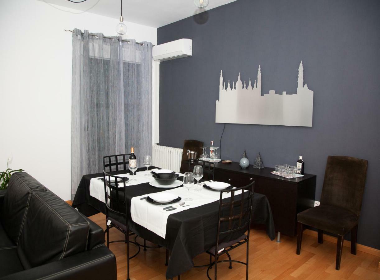 Dean Dos Catedrales Appartement Zaragoza Buitenkant foto